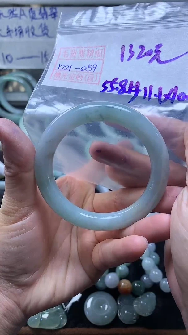未镶嵌定制翡翠手镯55.8圈毛货需精细抛光#59