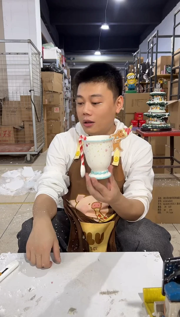 瓷片姜饼人一杯一勺