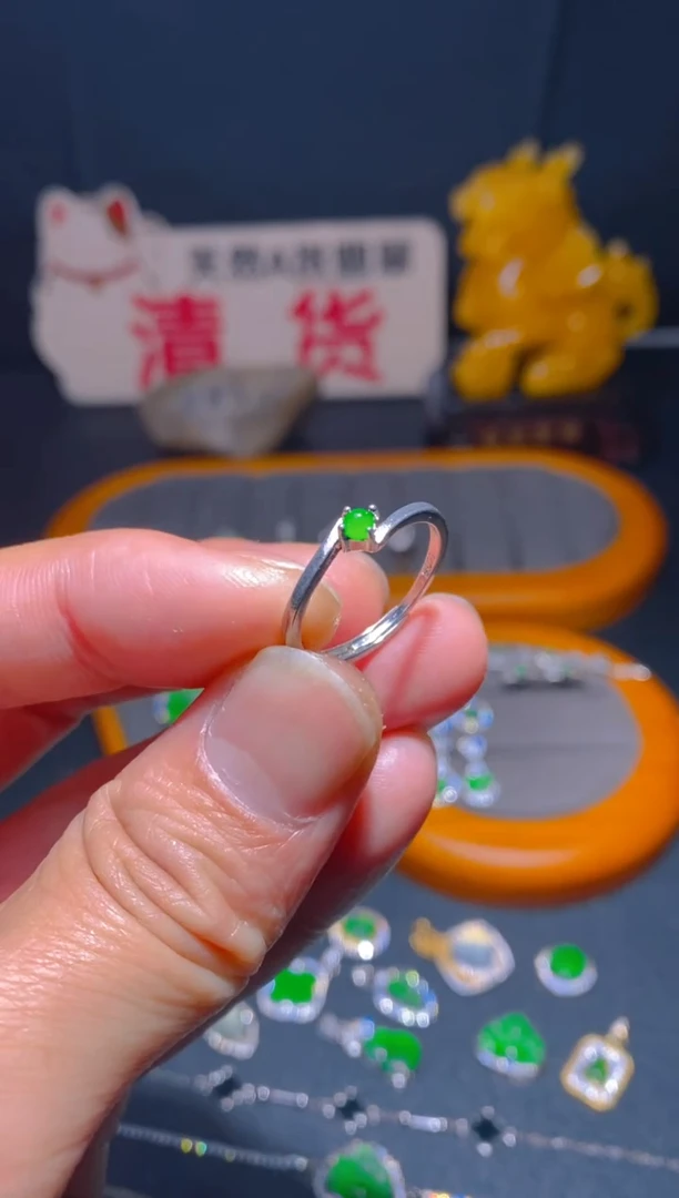 【闪购商品】翡翠耳饰未镶嵌翡翠