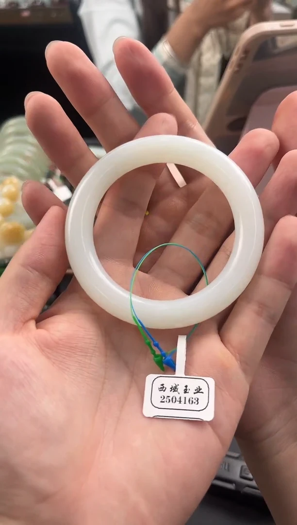 未镶嵌手串和田玉且末天泰白玉手镯57.2圈口微色差