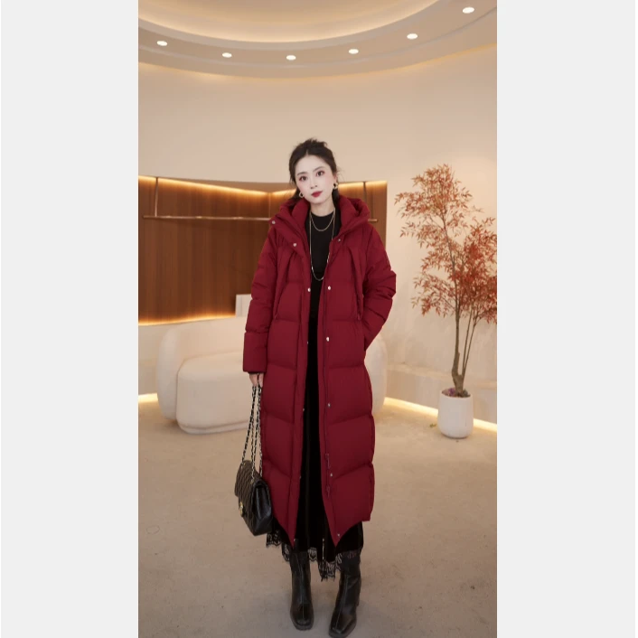 2025年冬季长款羽绒服女过膝保暖加厚外套洋气休闲装