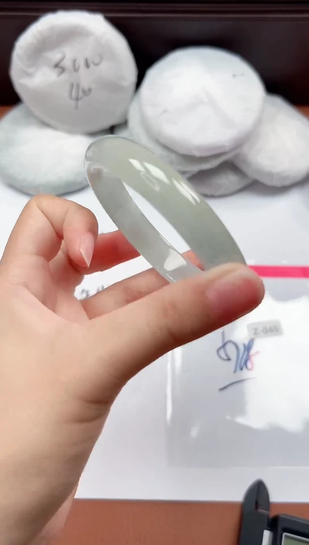 精品手镯，一物一拍Z045