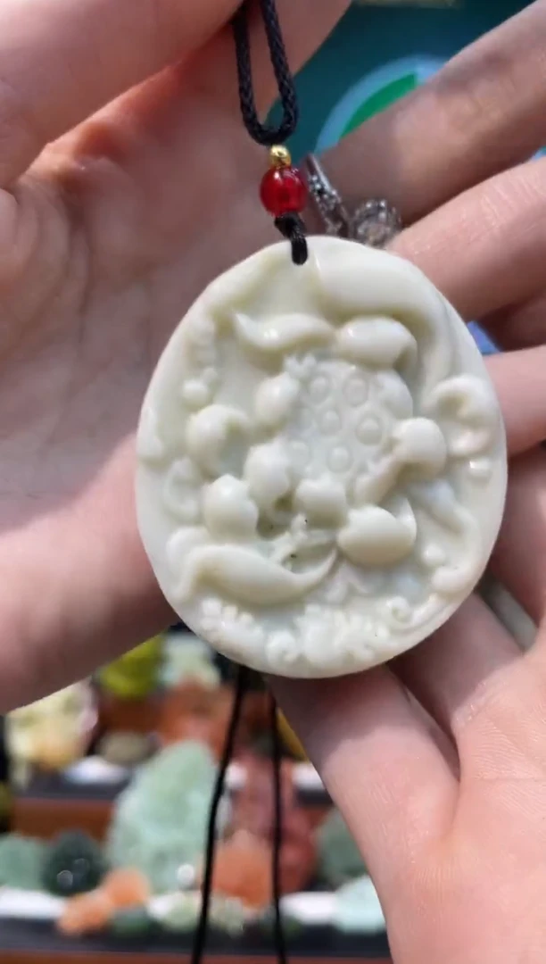 【闪购商品】岫玉吊坠未镶嵌·