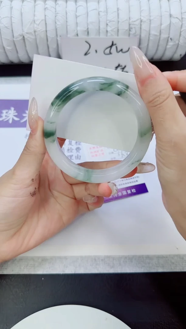 未镶嵌手镯石英质玉224/59