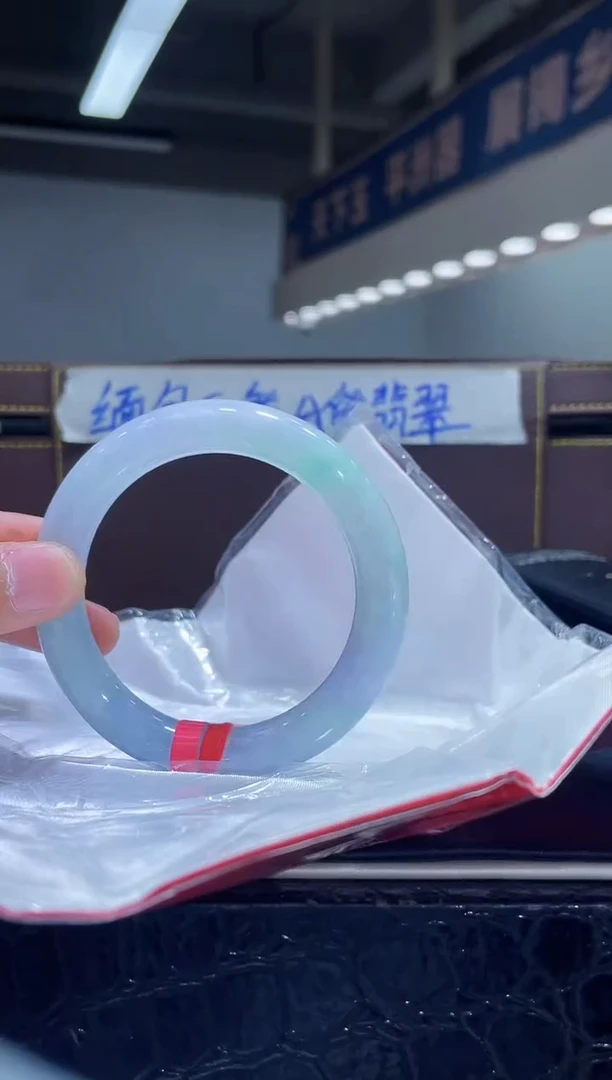 未镶嵌手镯翡翠19