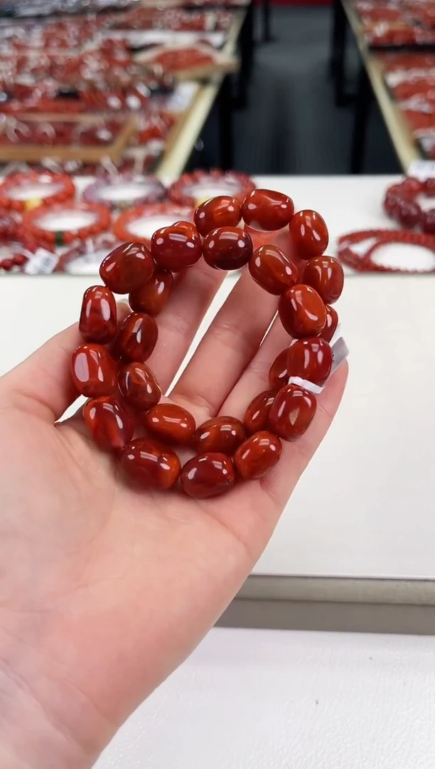 南红玛瑙瓦西随型手串未镶嵌（多样式发其一）