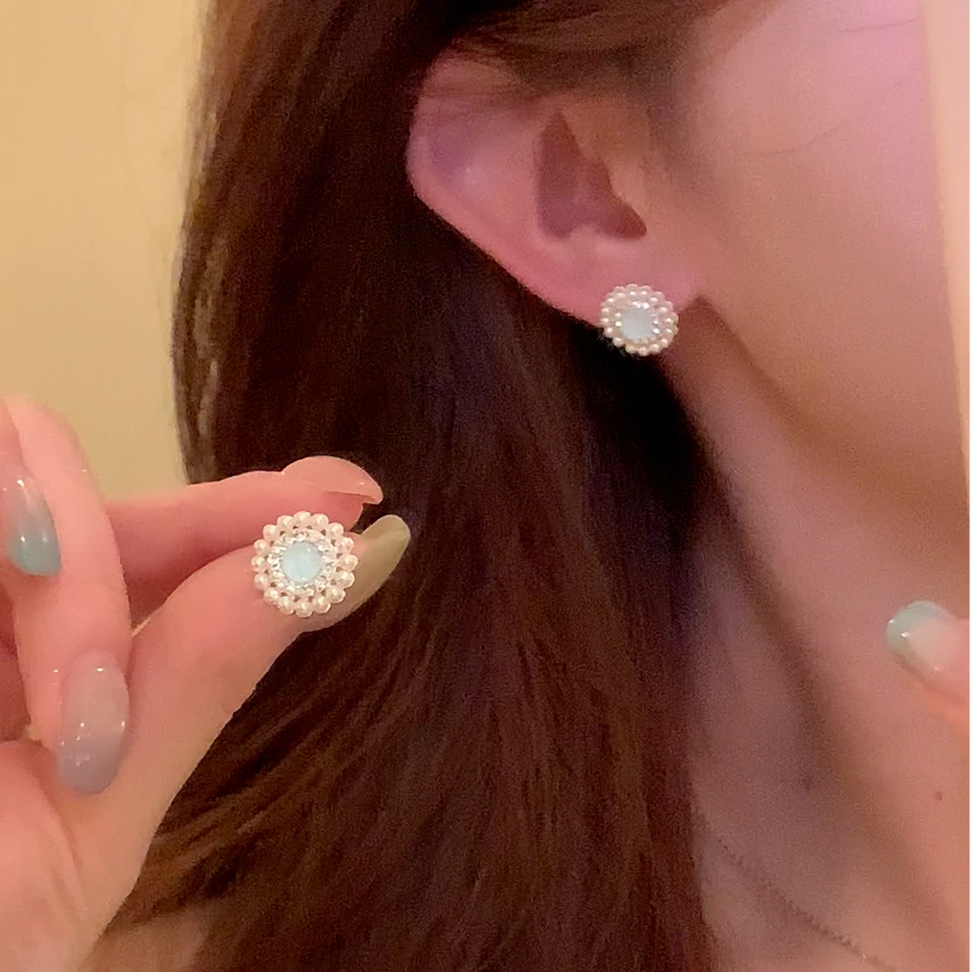 铜合金锆石耳饰 秋冬精致百搭冰透珠珠耳环女轻奢气质耳钉耳饰