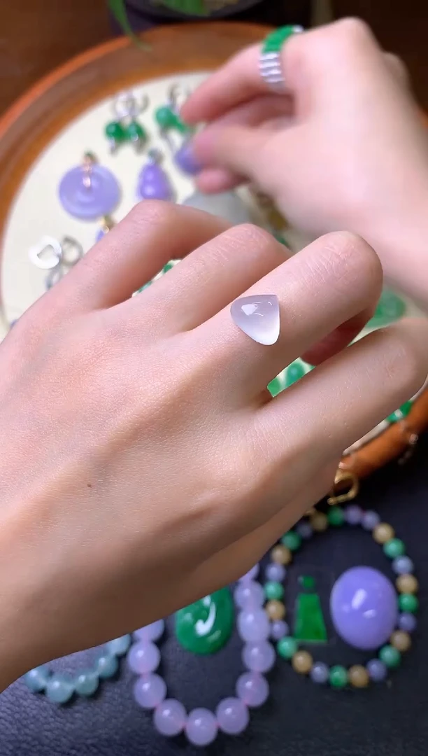 【闪购商品】定制翡翠未镶嵌裸石（镶嵌定制）