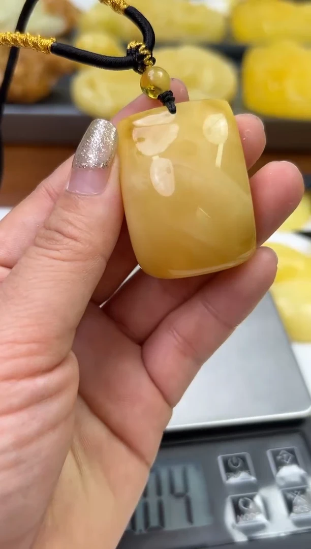 未镶嵌蜜蜡裸石琥珀蜜蜡吊坠