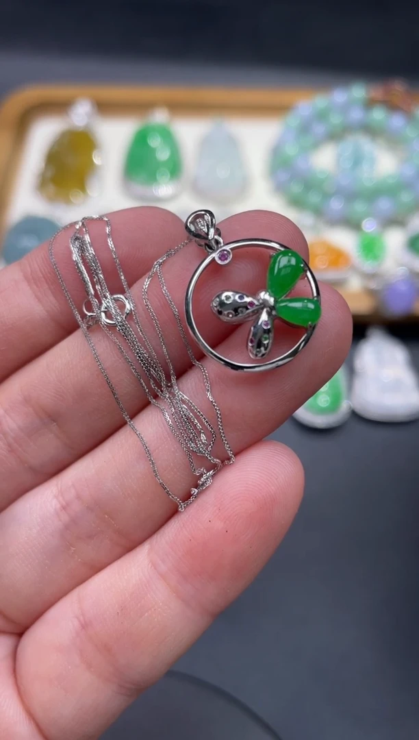 【闪购商品】翡翠颈饰18K金镶嵌87.........