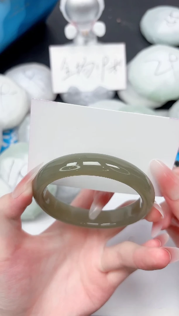 未镶嵌手镯石英质玉282-60.2