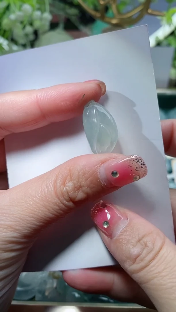 【闪购商品】翡翠颈饰未镶嵌天然A货翡翠一件