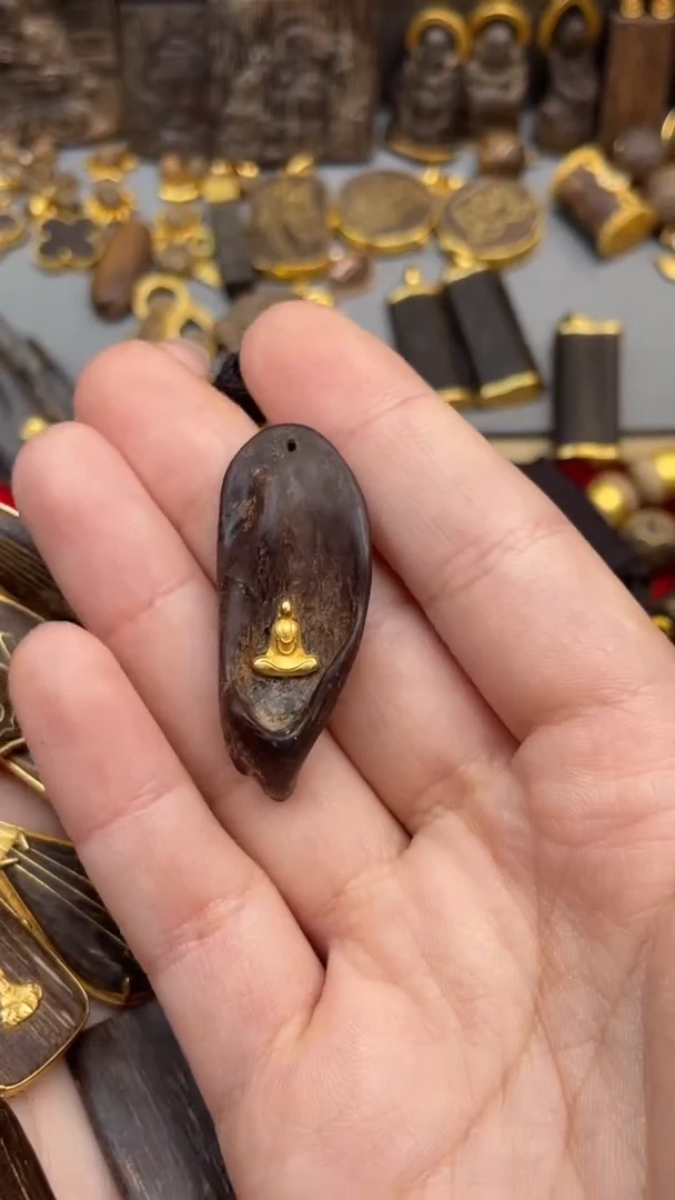 沉香吊坠沉香吊坠14