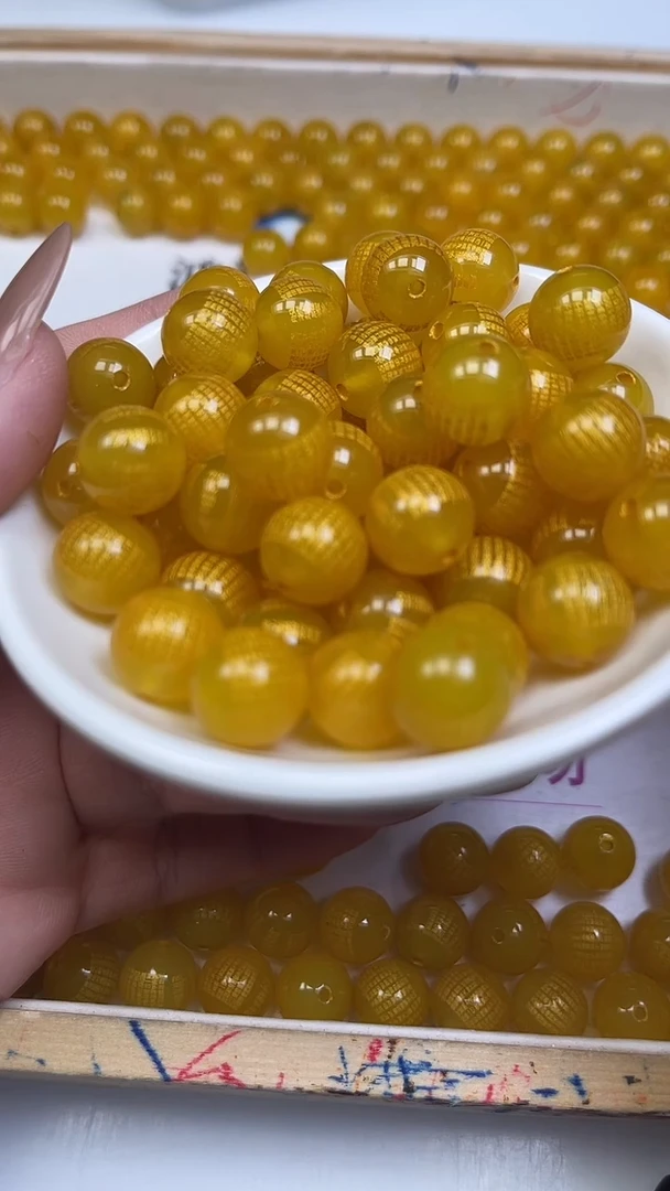 未镶嵌散珠玛瑙/玉髓B338 鸡油黄心经12mm3个9.9元