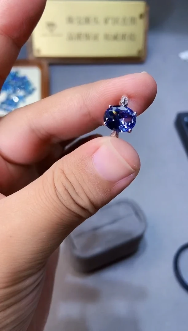戒指蓝宝石银S925镶嵌......