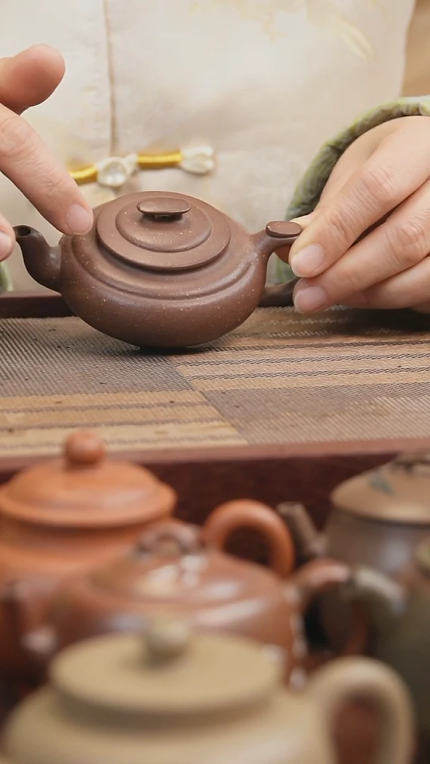 【闪购商品】紫砂茶壶老段泥上新桥
