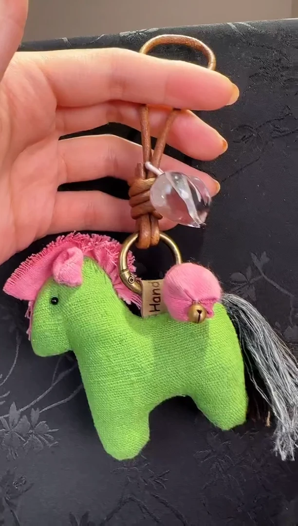 未镶嵌手绳水晶小马