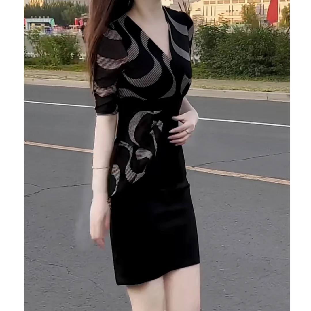 2025夏季新款百搭舒适韩版洋气修身宽松显瘦气质时尚洋气衣服女