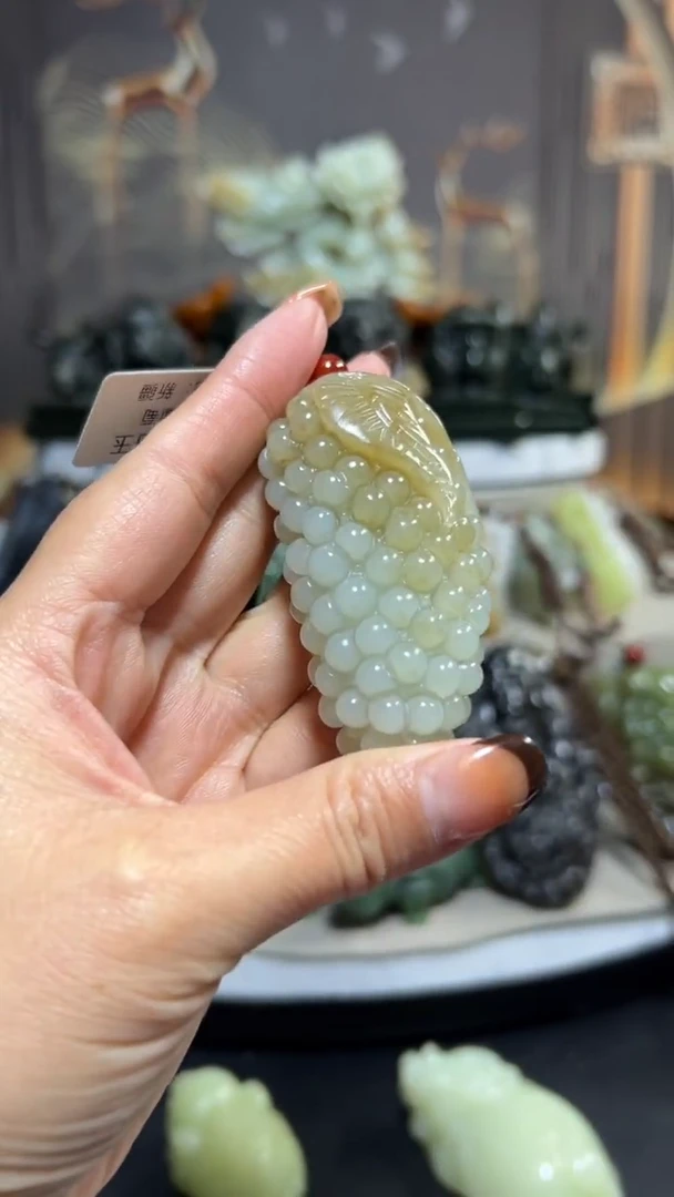 未镶嵌和田玉挂件挂件