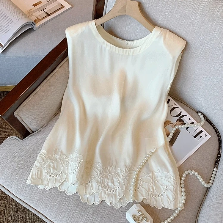新中式女装下摆刺绣花边背心2025新款国风高级感气质减龄无袖上衣
