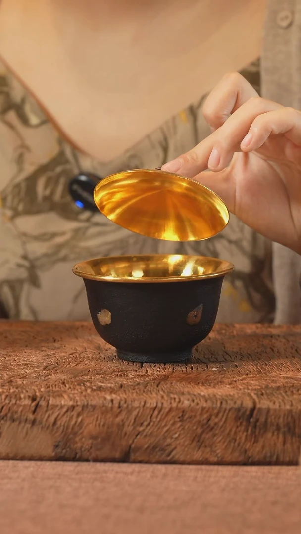 铁包金大号压手杯+盖子