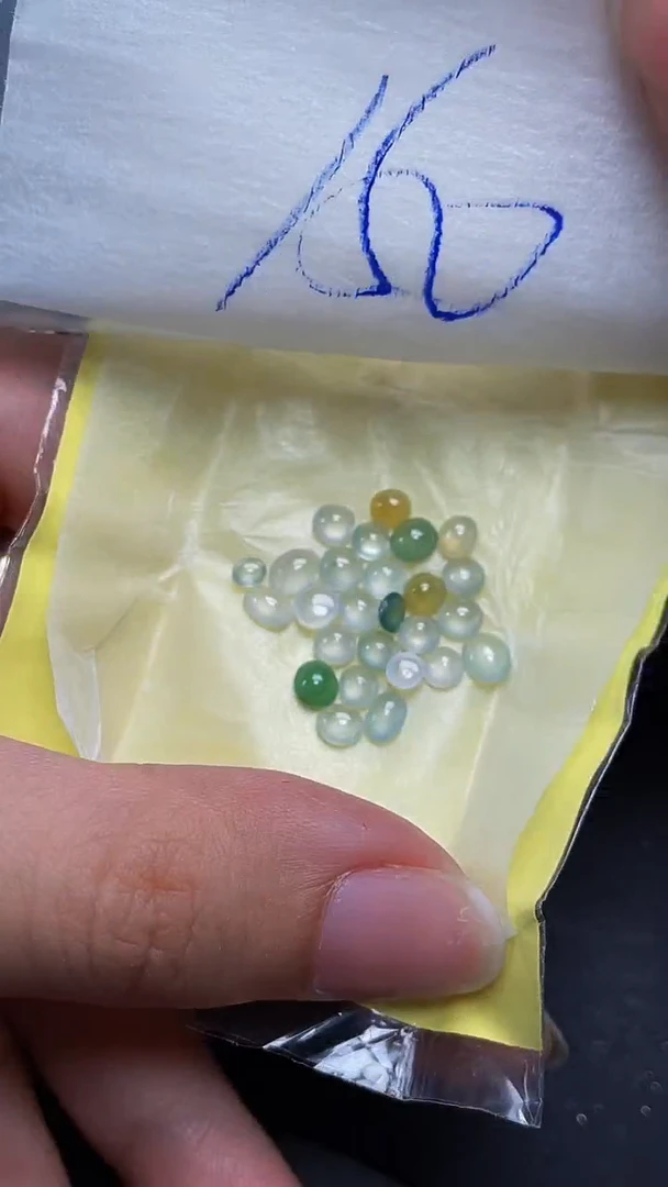 翡翠裸石未镶嵌天然缅甸翡翠A货228