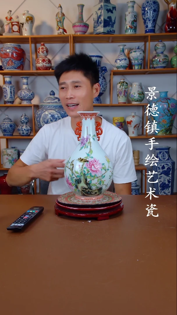 现代景德镇手工手绘陶瓷摆件25