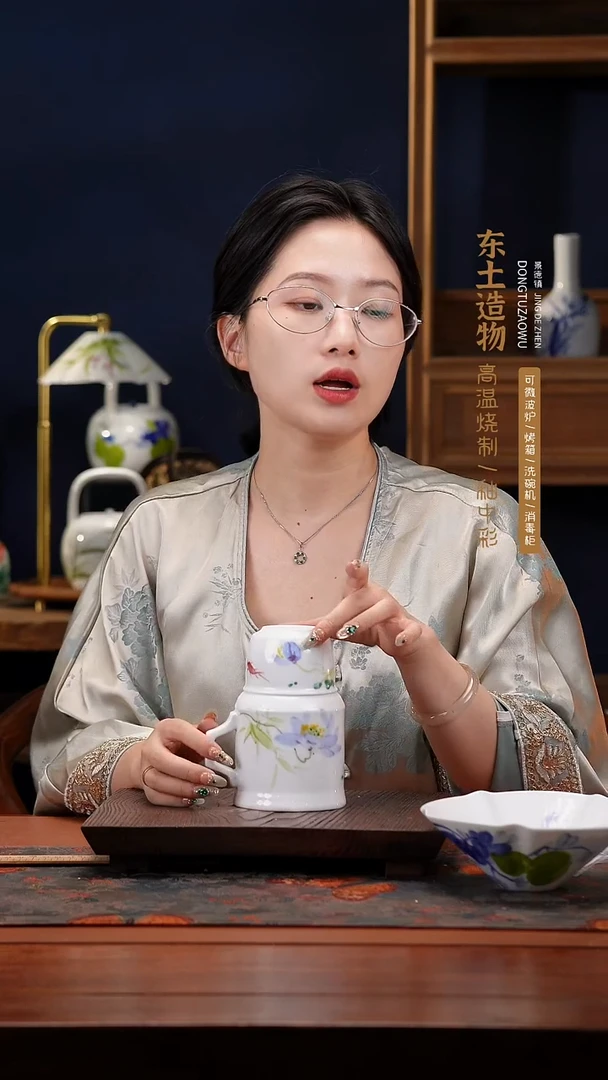 陶瓷景德镇高温釉中彩餐具小暖瓶直径9高15