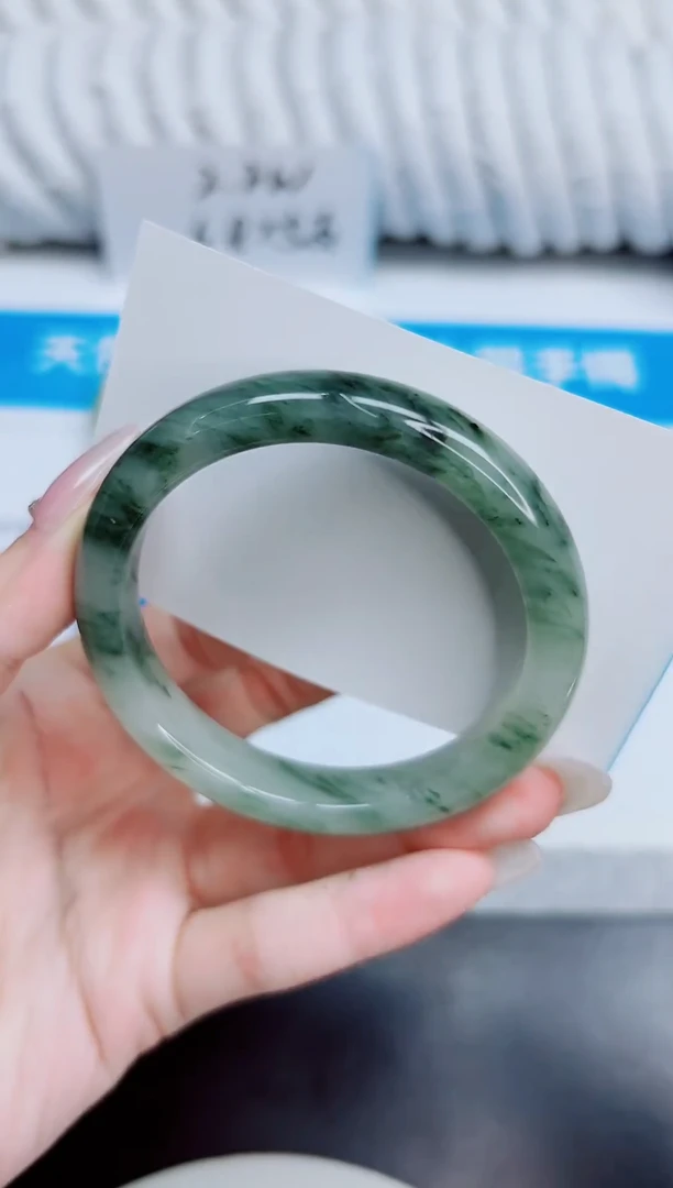 未镶嵌手镯石英质玉269/55