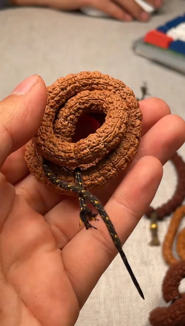 手串柏香籽/百香籽小金刚9