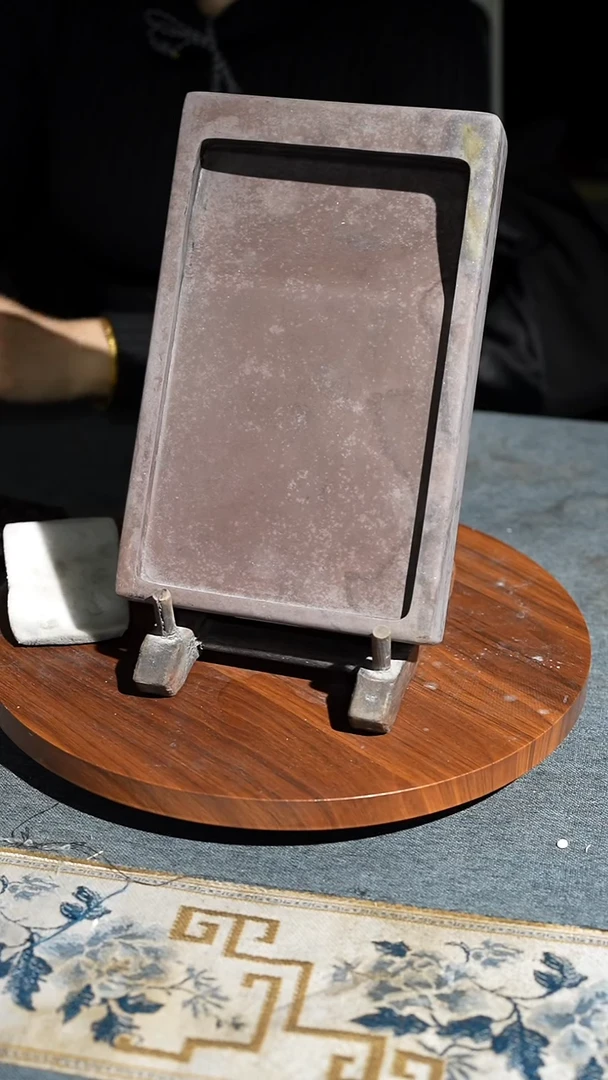 桔*?9.5寸回流老宋坑一片红带变形木盒