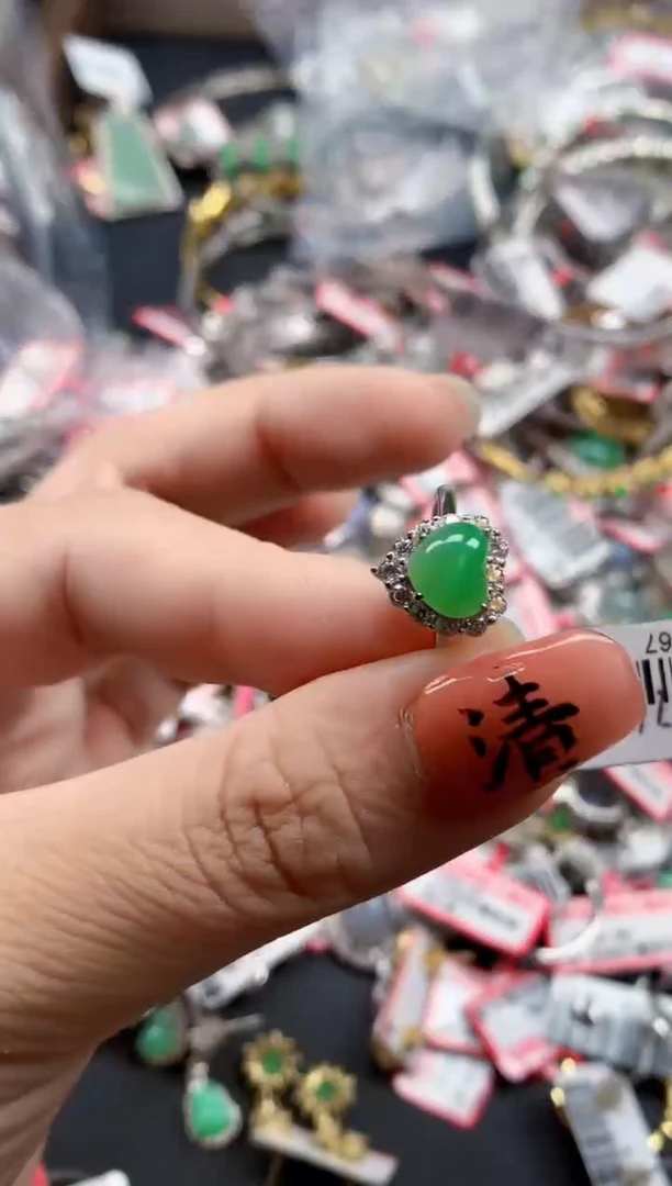 银S925镶嵌戒指翡翠天然A货缅甸翡翠