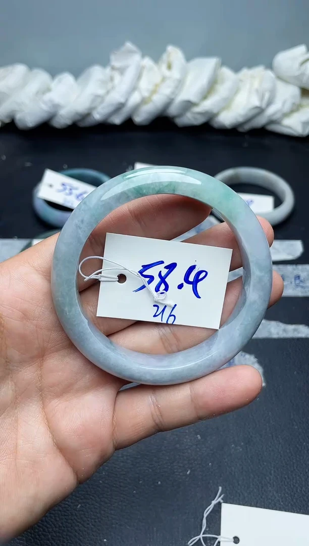 未镶嵌手镯翡翠216