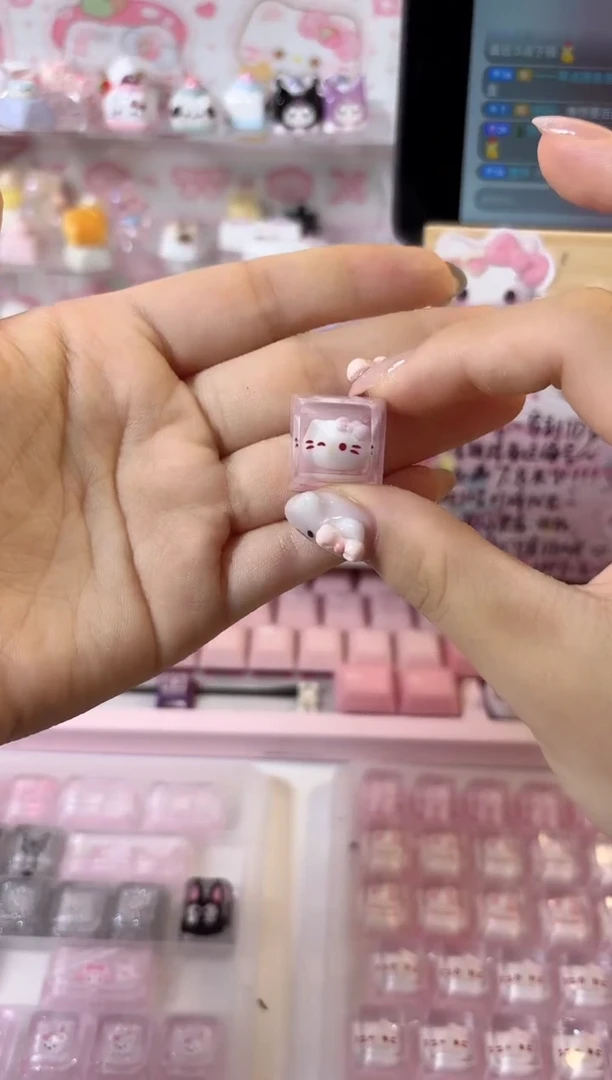 4.眨眼睛KT滴胶键帽