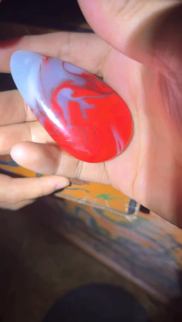 和田玉未镶嵌吊坠(不含链)水滴飘血无事牌