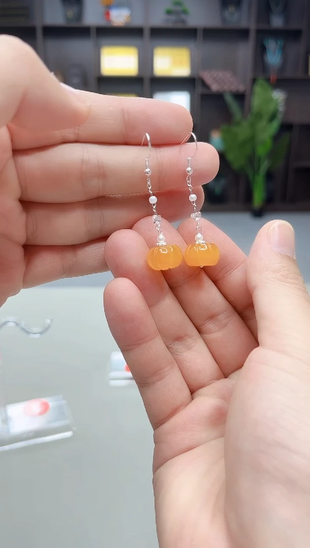 未镶嵌耳饰玛瑙/玉髓W06