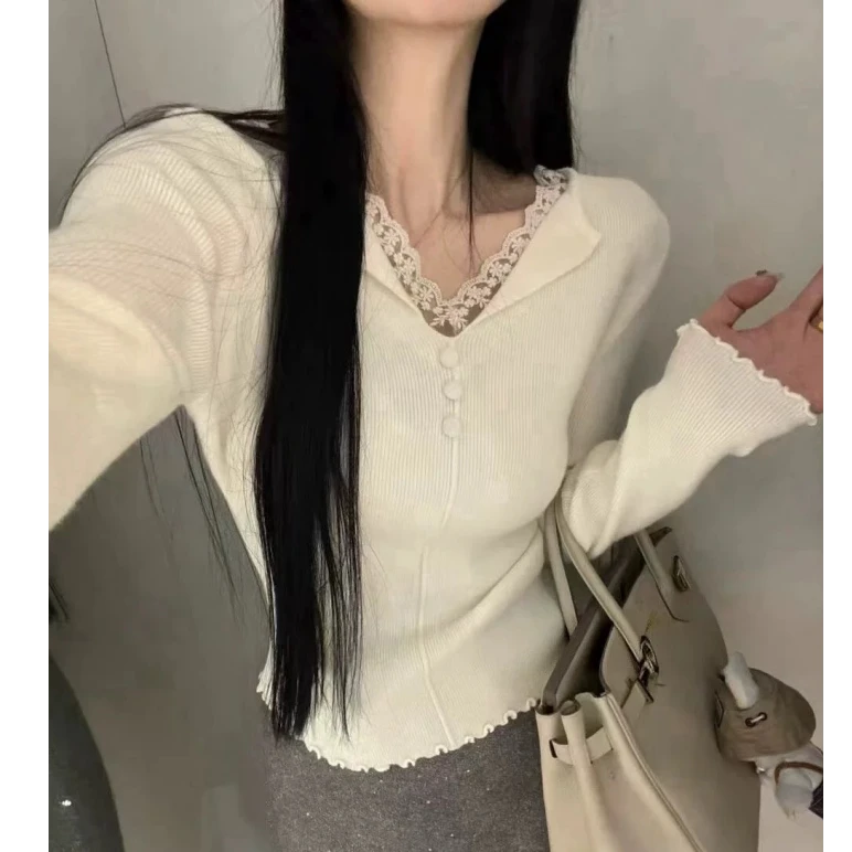 洋气v领蕾丝边针织衫女2025冬季新修身百搭木耳边假两件打底毛衣