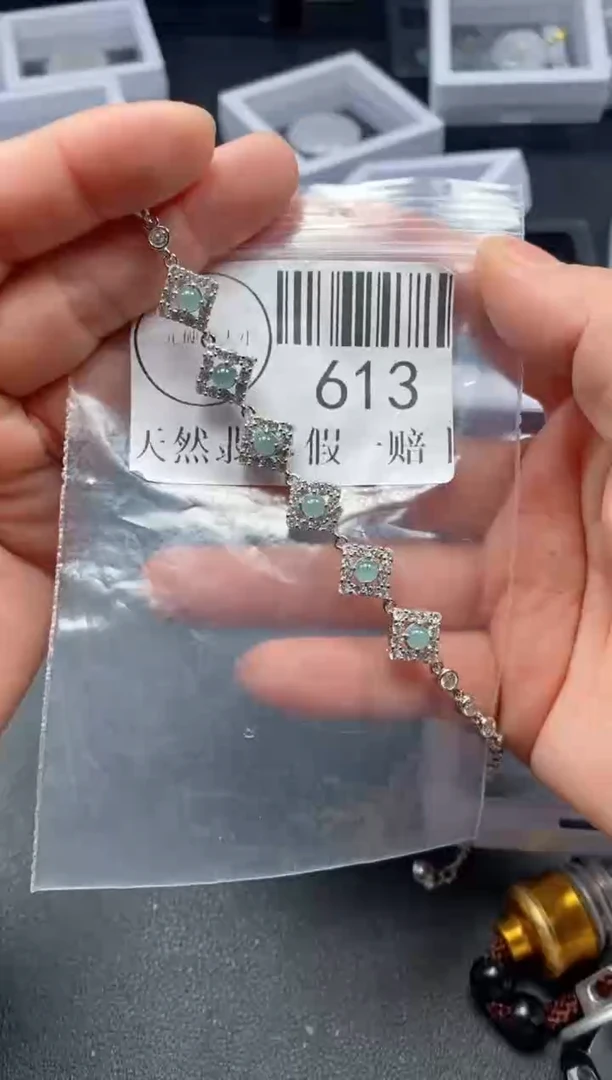 吊坠(不含链)未镶嵌翡翠613