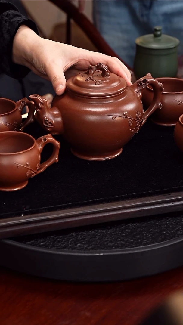 茶壶紫砂顾顺芝 九头咏梅套组47 底槽清 710毫升 蒋蓉