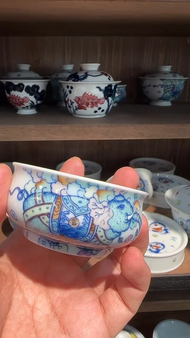 【初谨】青花斗彩太平有象炉式杯