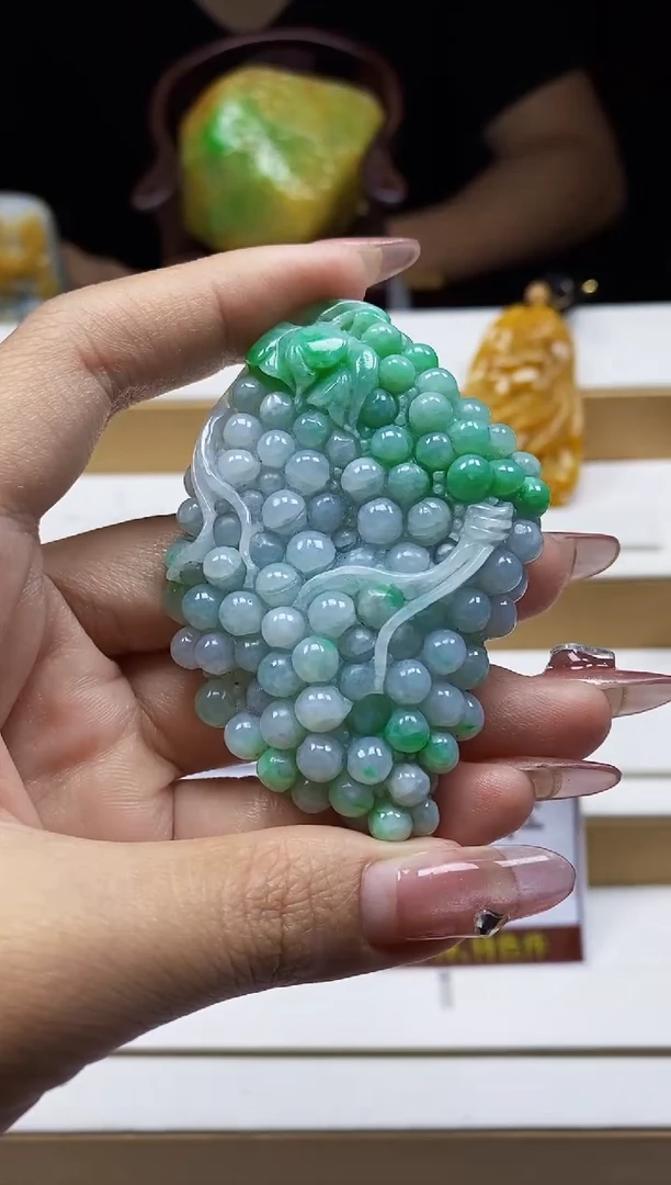 定制翡翠未镶嵌翡翠A货