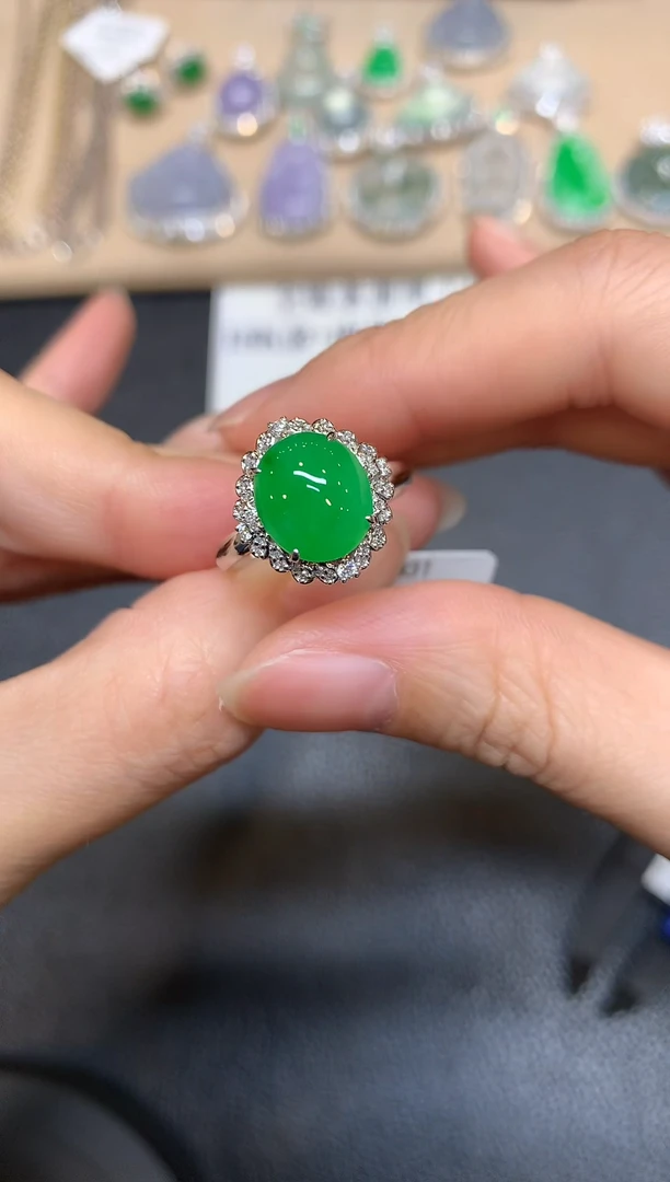 翡翠戒指18K金镶嵌【无服务费