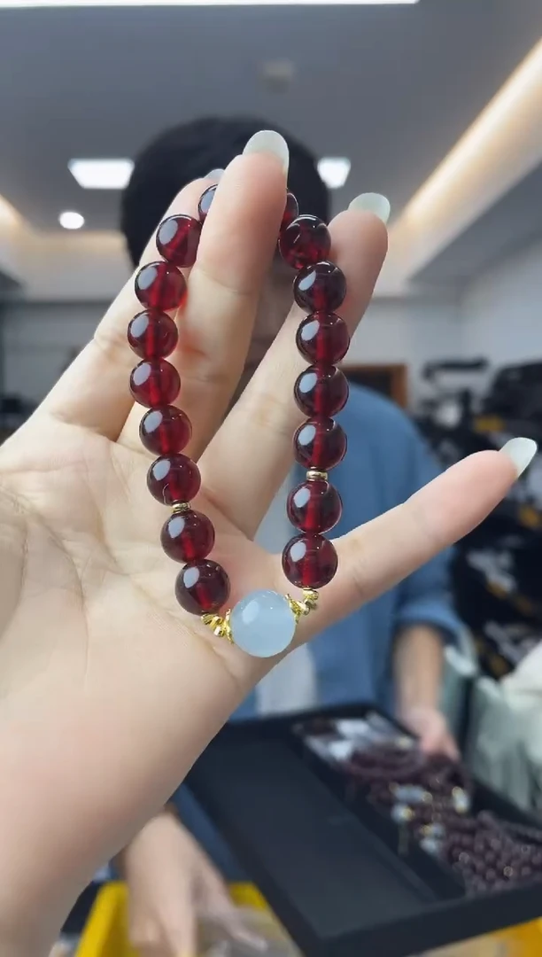 【闪购商品】未镶嵌血珀裸石多样性一件发货