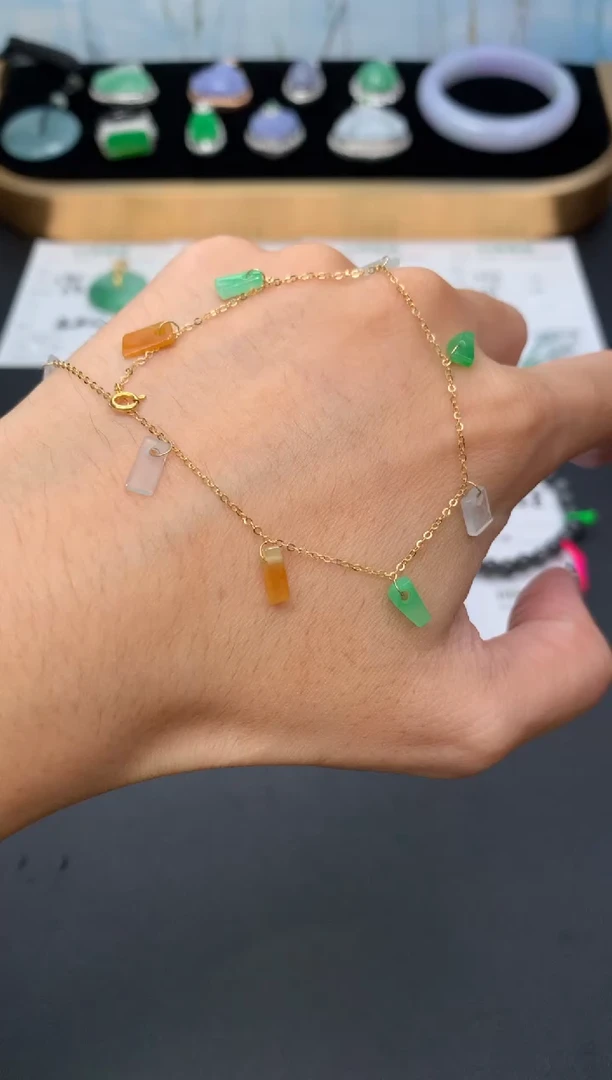 18K金镶嵌定制翡翠48小时鉴赏期 退货不扣服务费