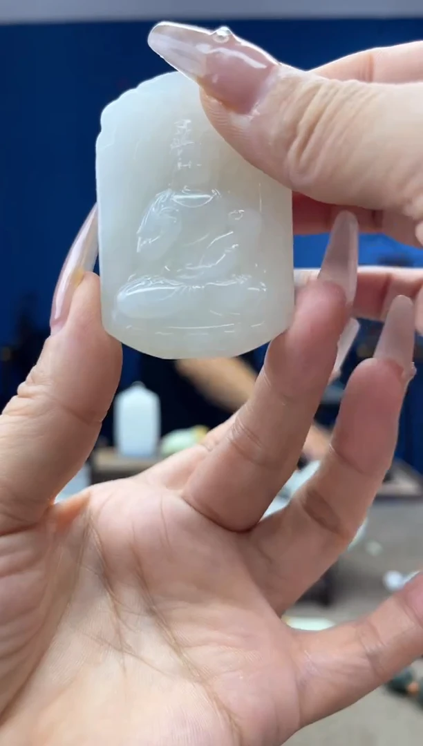 和田玉未镶嵌颈饰1