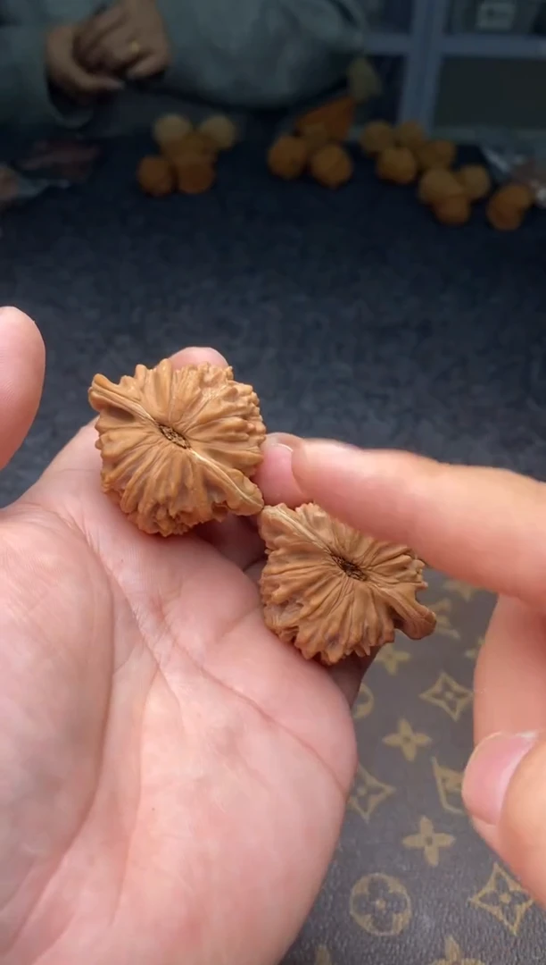 把件文玩核桃B203号44尺四座楼