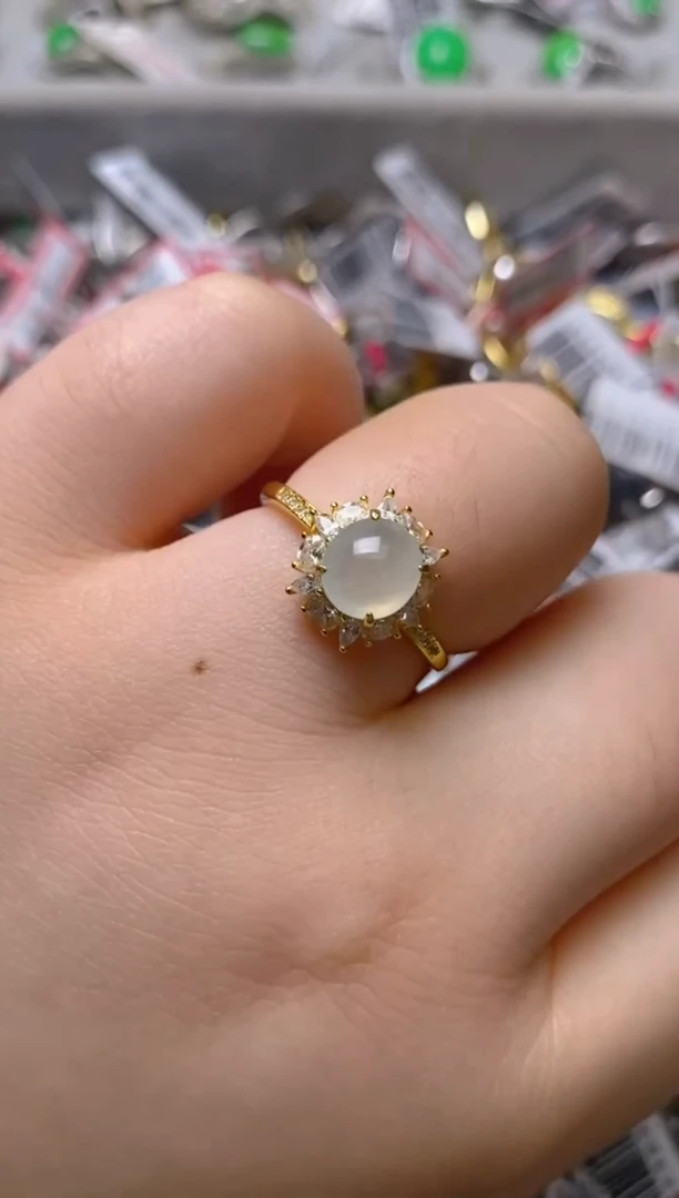 银S925镶嵌戒指翡翠百内无证书