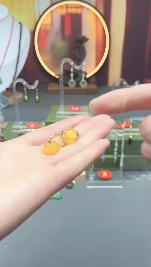 未镶嵌耳饰玛瑙/玉髓536000