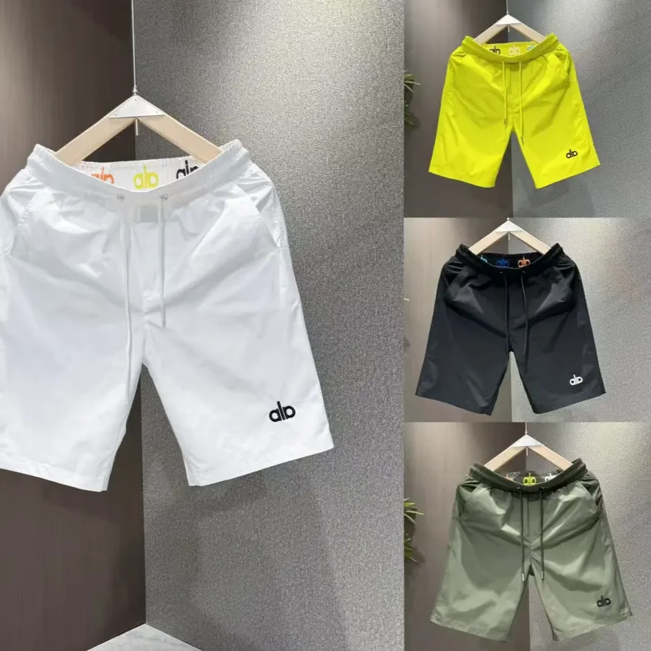 2025夏季简约休闲透气薄款刺绣时尚弹力短裤宽松5577