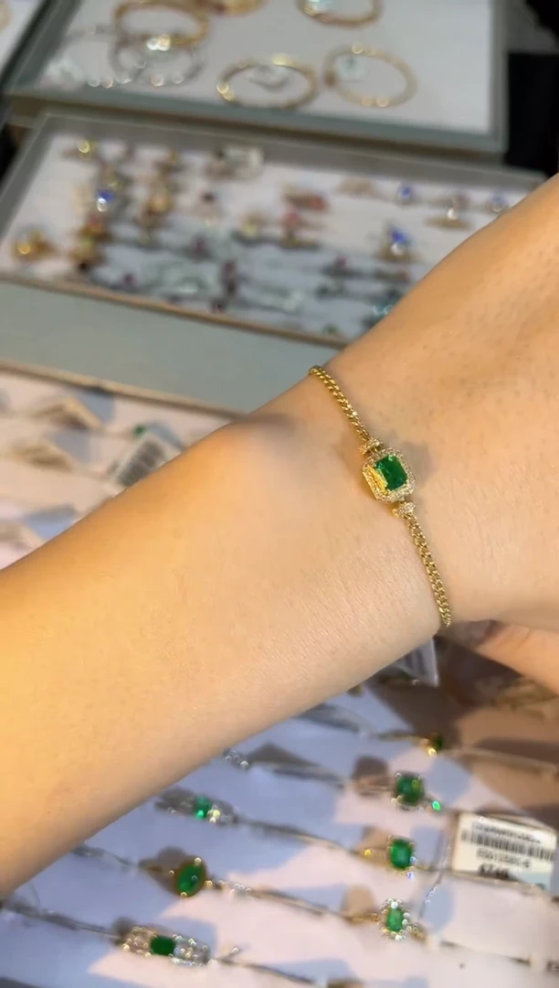 18K金镶嵌手链祖母绿手链YG